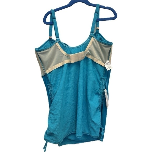 Fantasie Swim Ottawa Underwire Twist Front Tankini Top and Mid-Rise Biki… - Picture 5 of 15